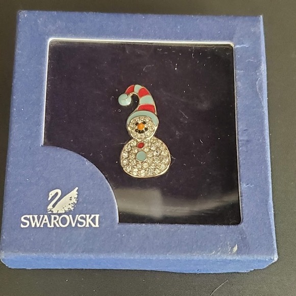 Swarovski‎ Snowman Pin Rhodium Plate Blue & Red Enamel & Clear Crystals NWT Swan - Picture 9 of 10